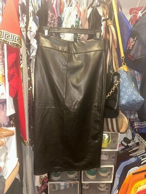 Forever 21 Black Faux Leather Pencil Skirt